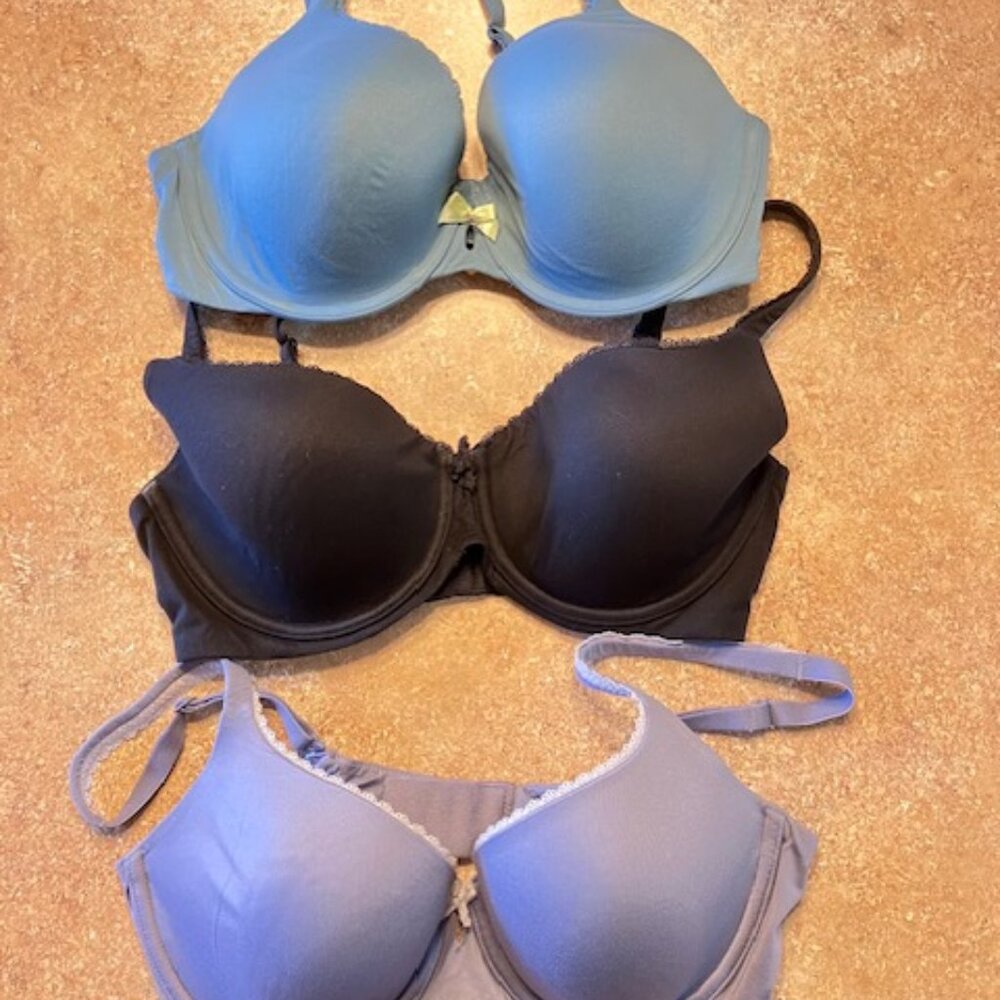 Victoria's Secret Perfect Coverage (3) Bras 34D
